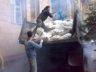 Вывоз строительного мусора в комплексе демонтажных работ и ремонта под ключ в Краснодаре